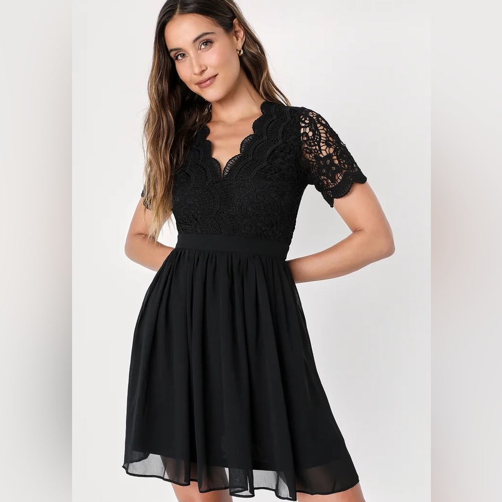 Black dress with lace and chiffon